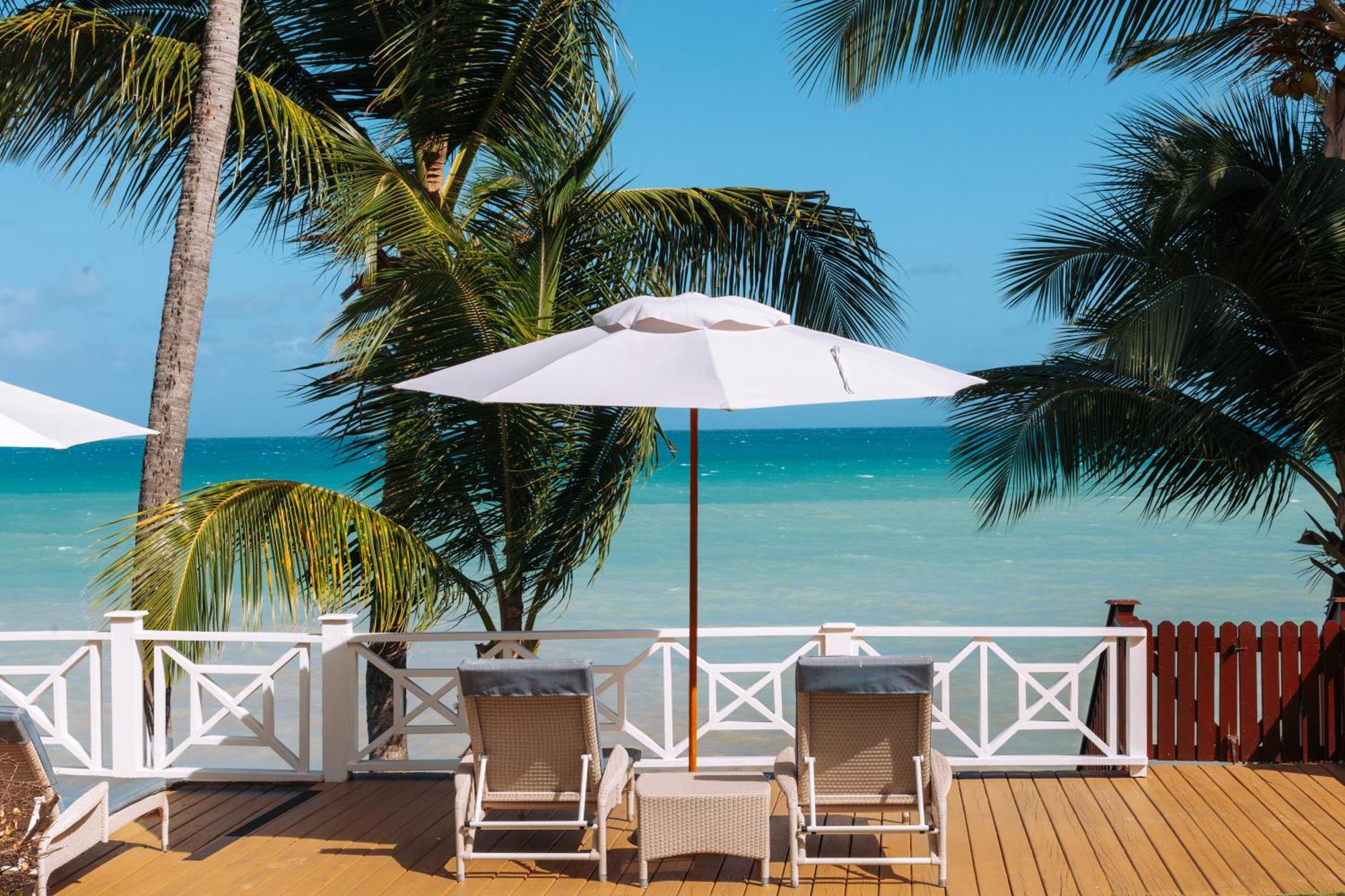 Blue Waters Resort And Spa St. John's المظهر الخارجي الصورة