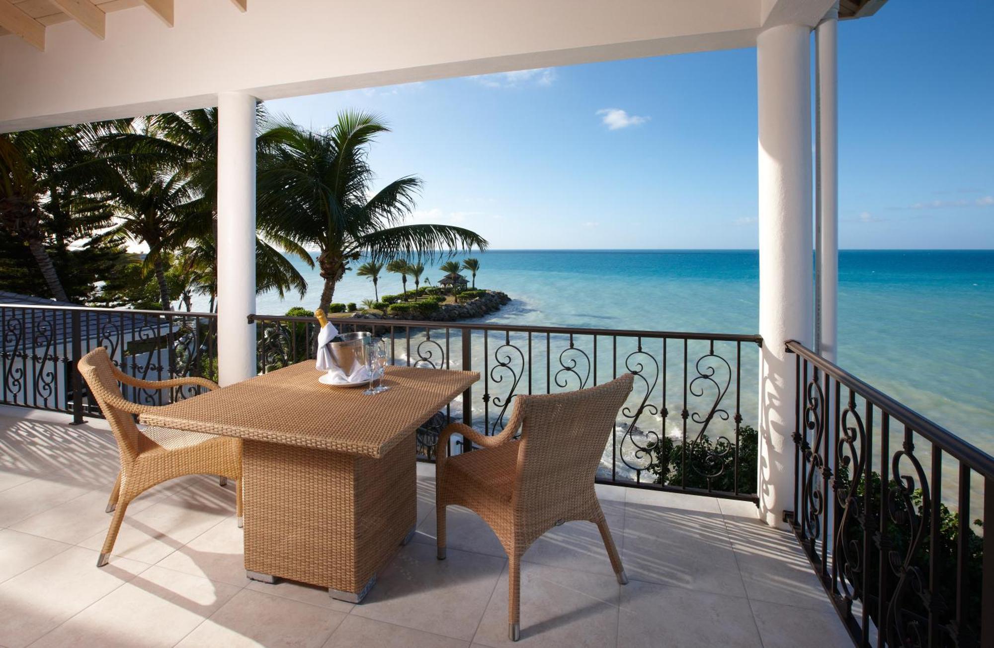 Blue Waters Resort And Spa St. John's المظهر الخارجي الصورة